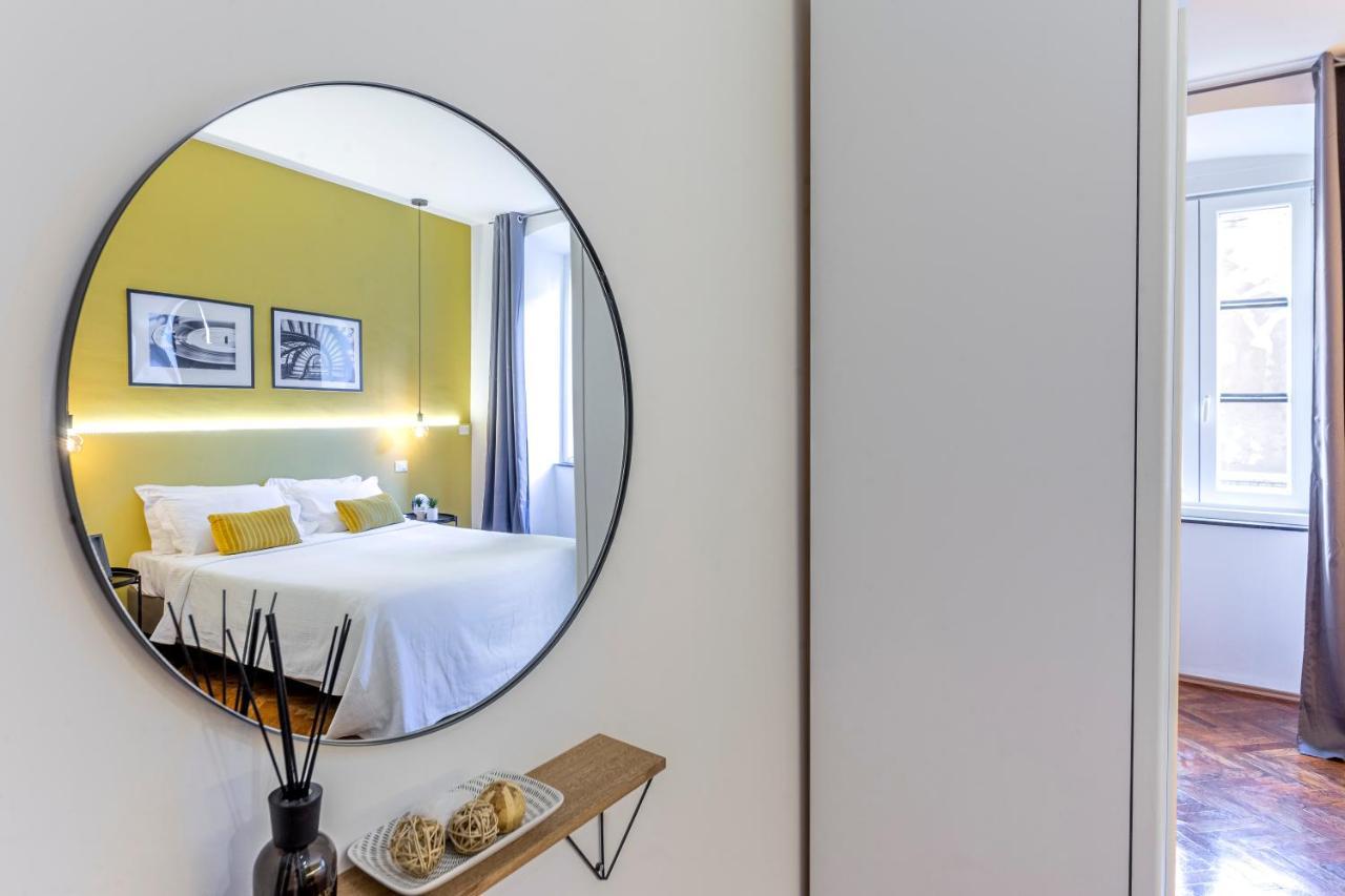 Tram Apartment For 4 Guests Триест Экстерьер фото